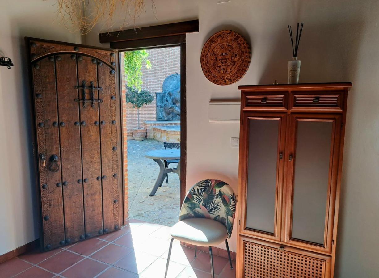 בית הארחה Villamayor de Campos 	Casa Del Trotamundos מראה חיצוני תמונה